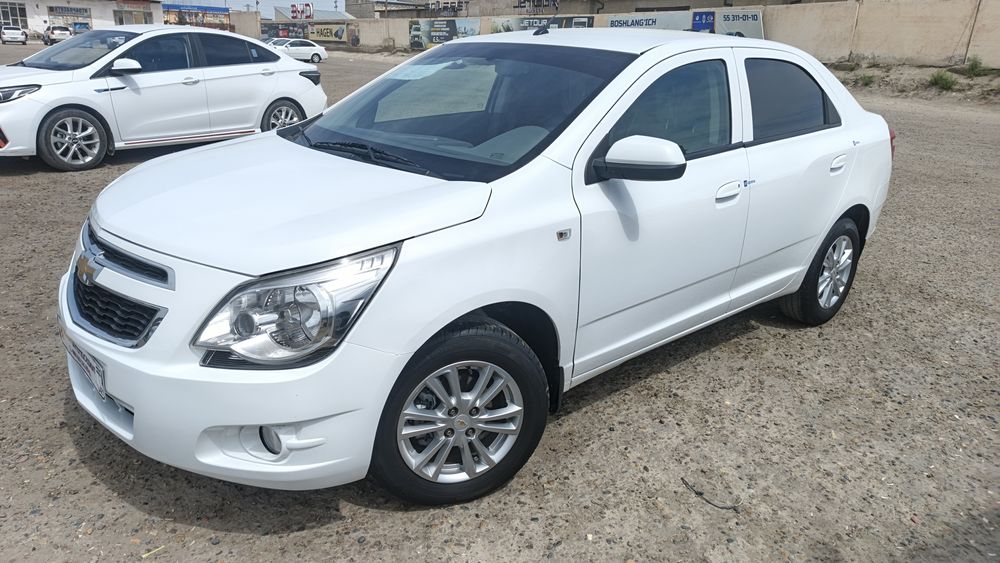 Chevrolet Cobalt 2021 — 3