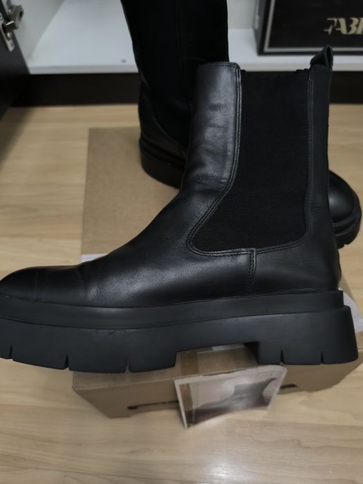 Кожаные сапоги Челси