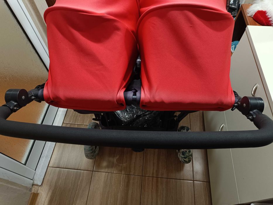 Baby monsters Easy twins количка за близнаци