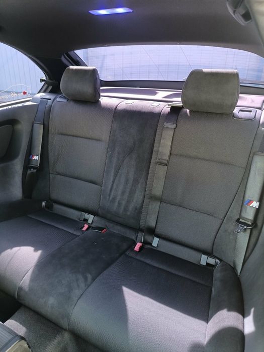 Vând  BMW  E46 compact  M-paket 
Anul 2004 motor 1.8 benzina 116cp eur