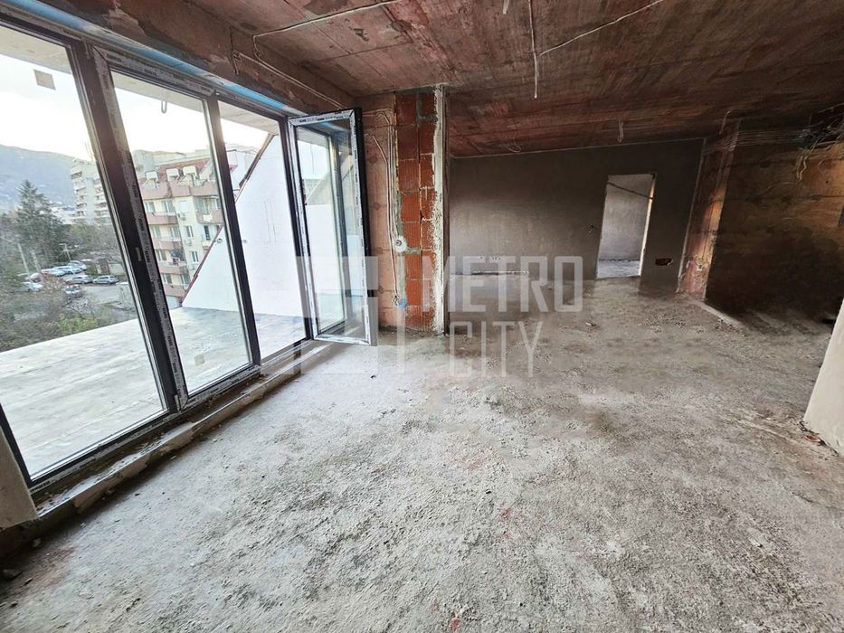 Продава се Четиристаен апартамент в София, Овча купел - 133 кв.м за 1955 €/кв.м - Снимка #2