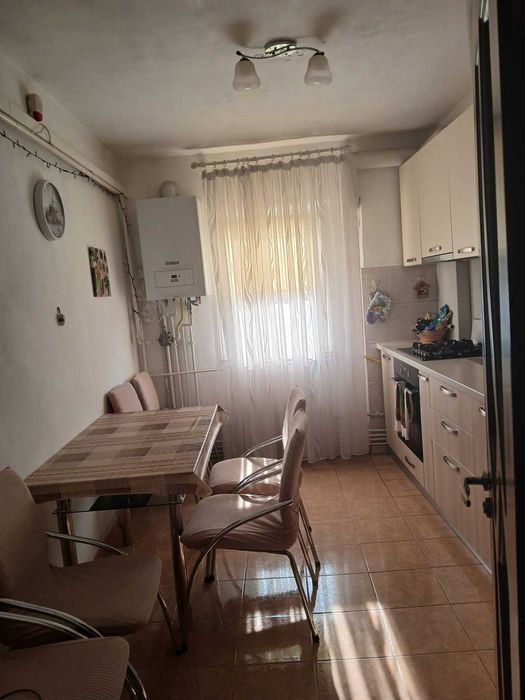 Apartament 2 camere de închiriat Rovine