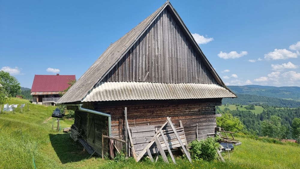 Vând două grajduri/cabane/magazii demontabile – ideal pentru relocare!