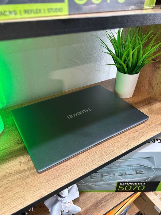 Ноутбук HUAWEI i5! С гарантией!