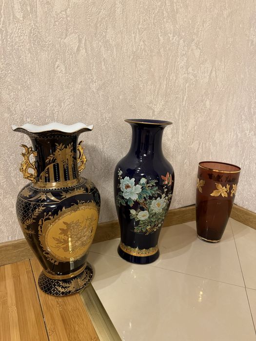 Вазы новые по 300.000