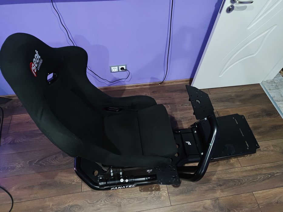 SimRacingRig RSeat RS1