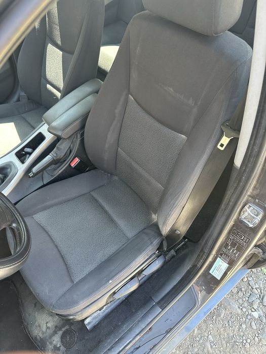 Bmw seria 3 an 2007 toate actele la zi e90