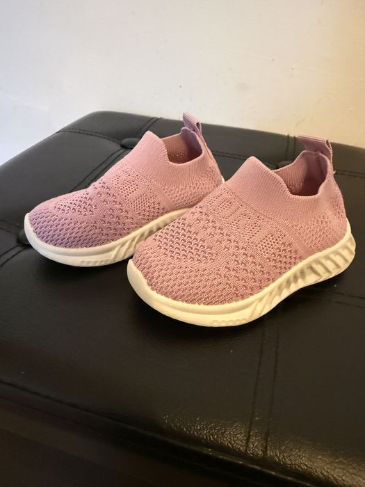 Lot papuci bebe