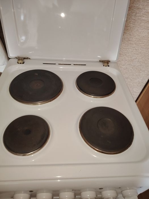 Электрическая плита INDESIT