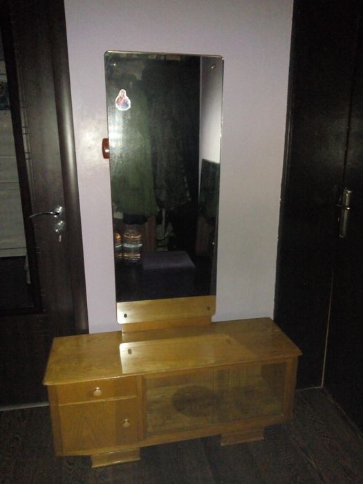 Ретро тоалетка с огледало,ретро ракла/цени в описанието