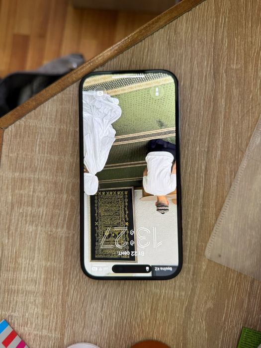 Продам IPhone 15