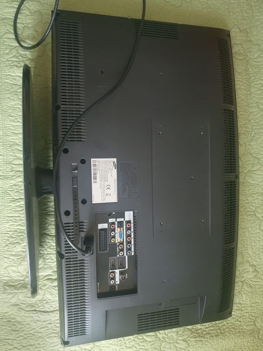 Televizor LCD SAMSUNG 66cm HD , model LE26A330J1 stare perfecta