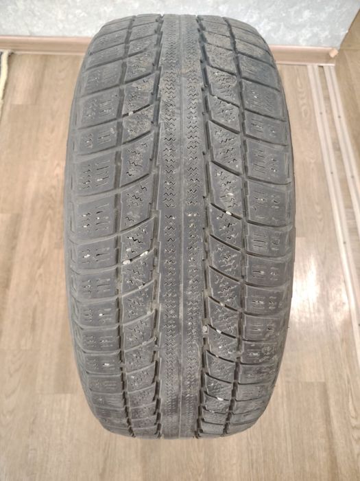 Зимние шины без шипов продам