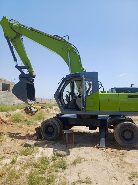 Продаётся экскаватор Самсунг 202