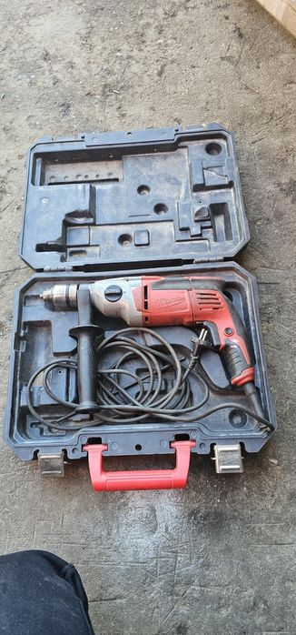 Masina de gaurit Milwaukee cu percuție, import italia