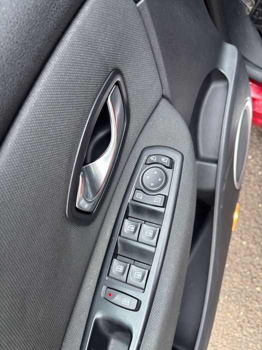 Vând Renault scenic 1.5dci AUTOMAT