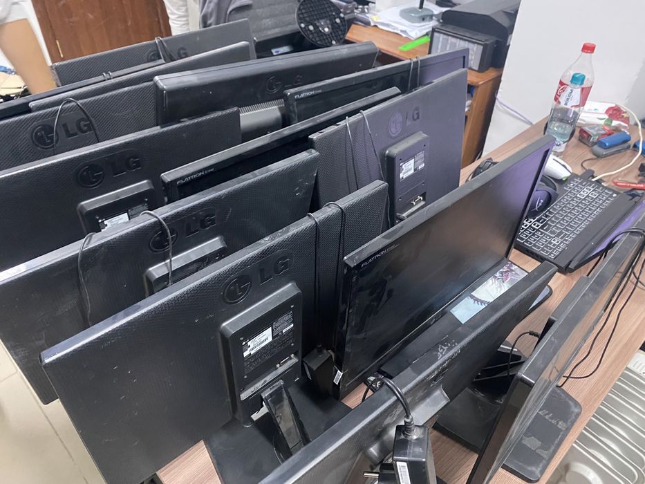 Мониторы 19-20д для офисов ,видеонаблюдение