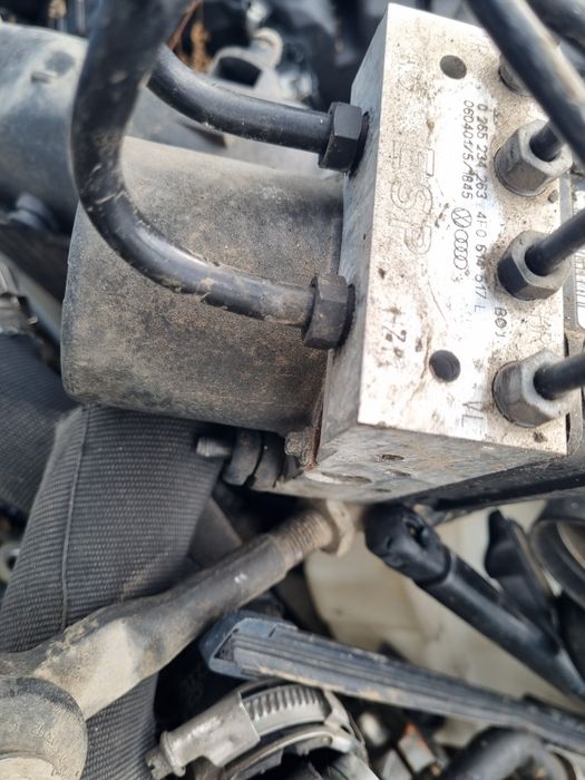 Авс ABS модул за Ауди А6 Ц6 4Ф 2006г с номер 4F0 614 517 L