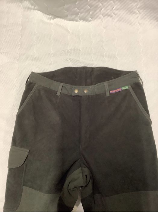 Pantaloni vanatoare marime 50