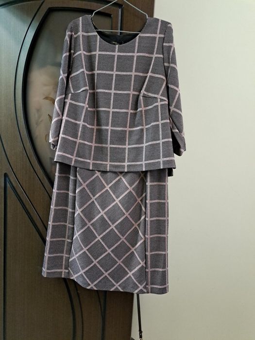 Продам платье новое