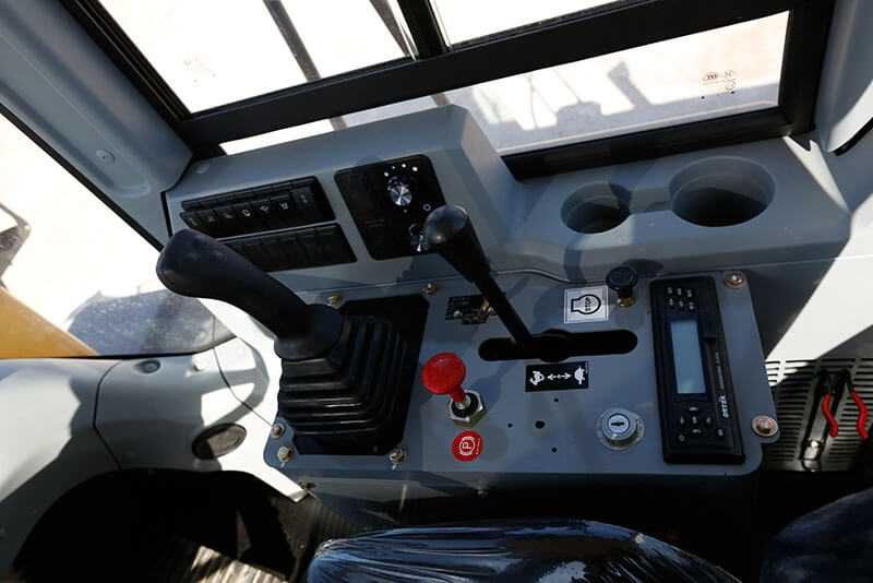 Фронтал юкловчи SEM655D, Фронтальный погрузчик SEM655D