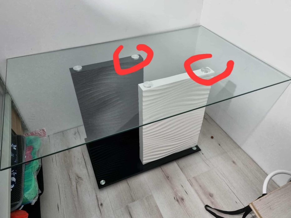 Masă  sticlă bucătărie