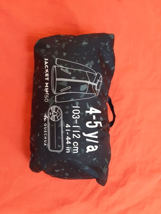 Jacheta/Foita de vant si ploaie Quetchua 4-5 ani