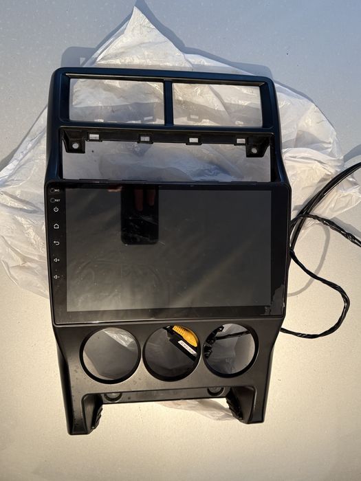 Продам магнитолу Teyes CC3