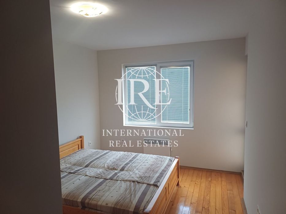 Продава се Двустаен апартамент в Варна, Левски - 64 кв.м за 2422 €/кв.м - Снимка #4