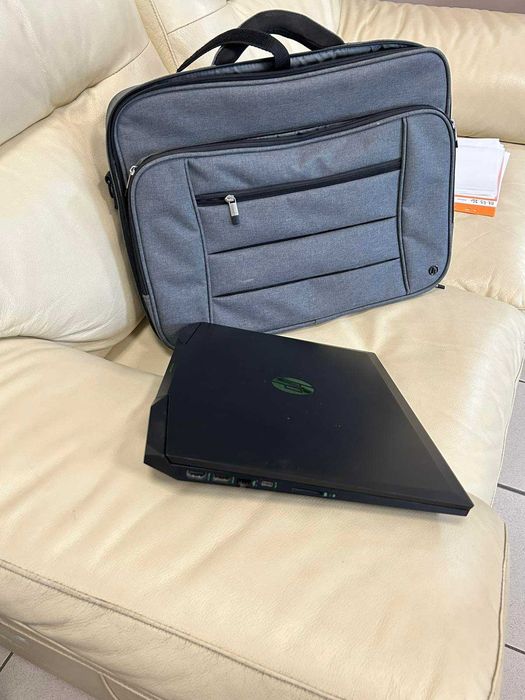 Лаптоп HP Pavilion 17 MD-17 GJRT