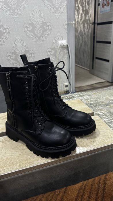 Женские ботинки зимние