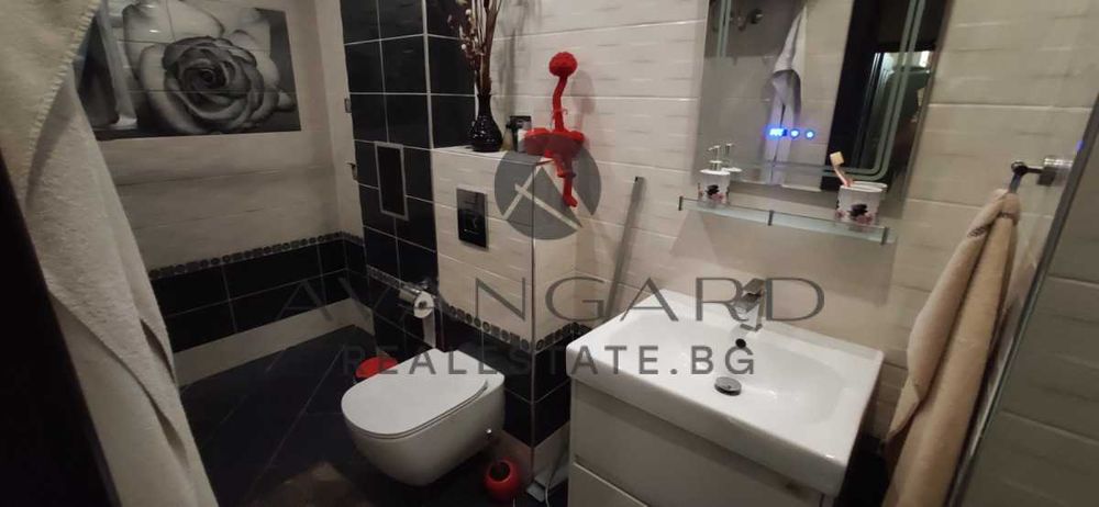 оф.22003 Тристаен Обзаведен Кючук Париж