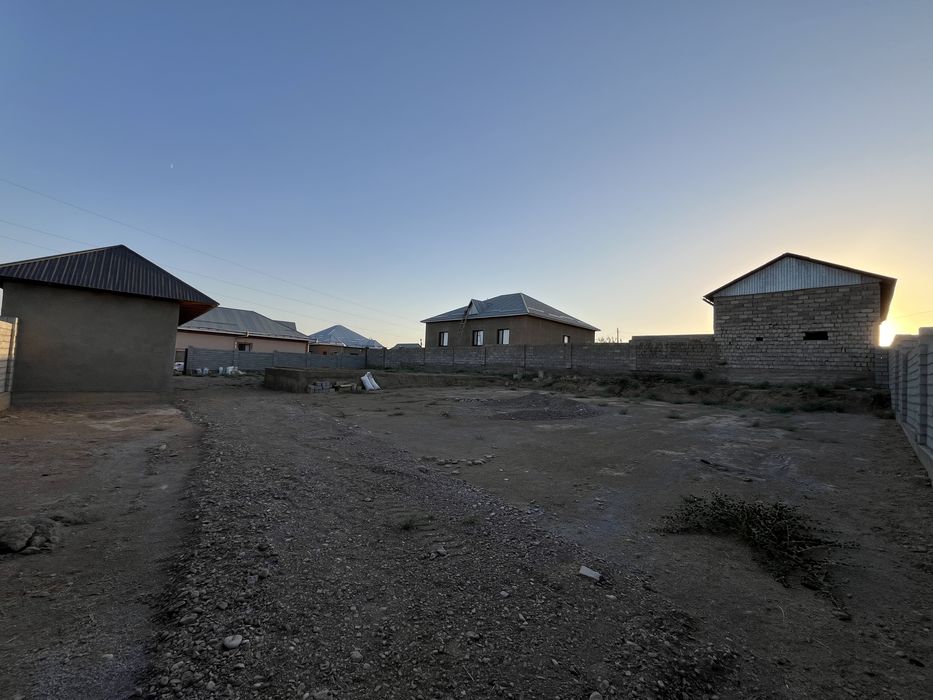 Үй сатылады  кәсіпкерліктің  артында