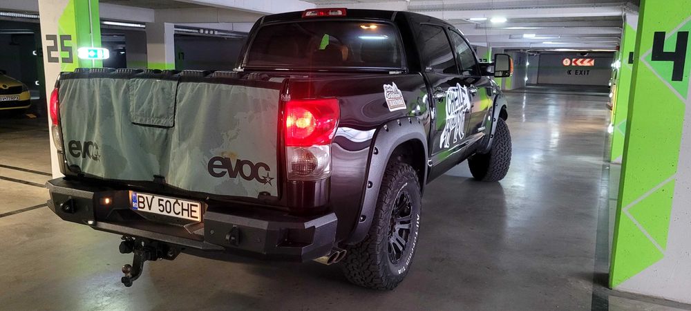 Toyota Tundra 5,7
