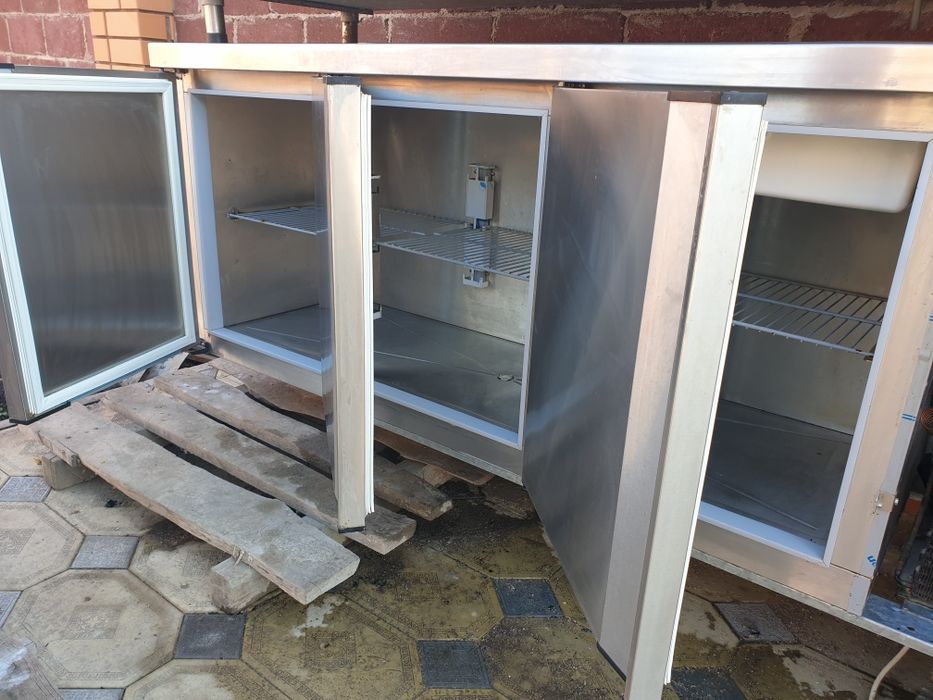 Продам в Кокшетау Стол холодильник