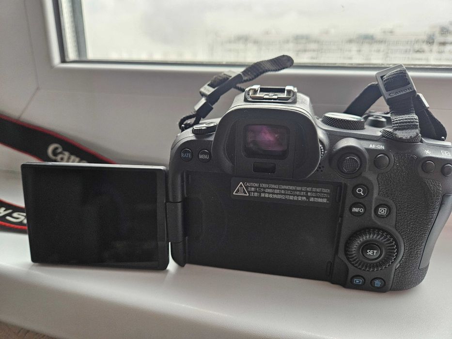 Камера Сanon EOS R6