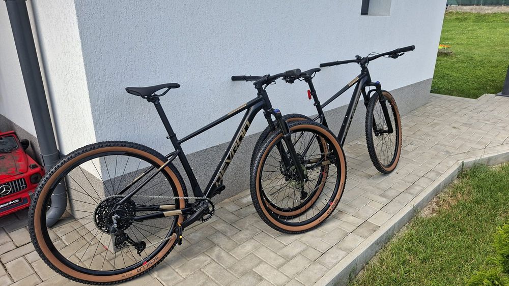 Vand 2 biciclete