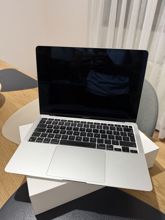 MacBook Air 256GB