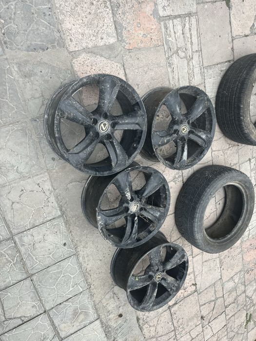 Диски lexus toyota  r 18