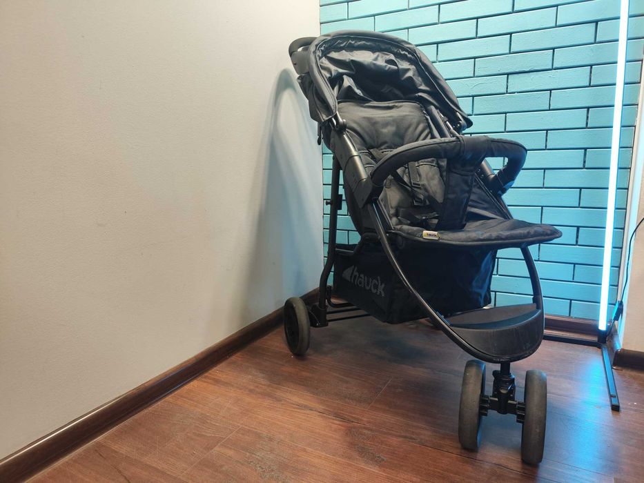 Детска количка Hauck Citi Neo II – Caviar/Stone