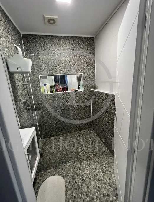 Продава се Четиристаен апартамент в Пловдив, Христо Смирненски - 75 кв.м за 2039 €/кв.м - Снимка #6