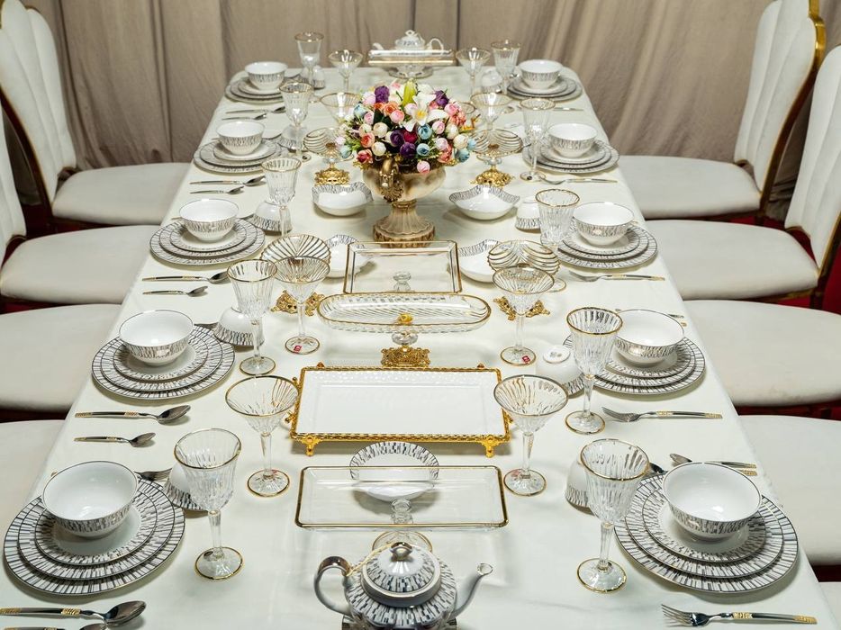 Аренда навесов, столов и стульев