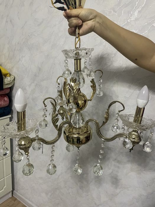 Люстра сатылады 3 еу