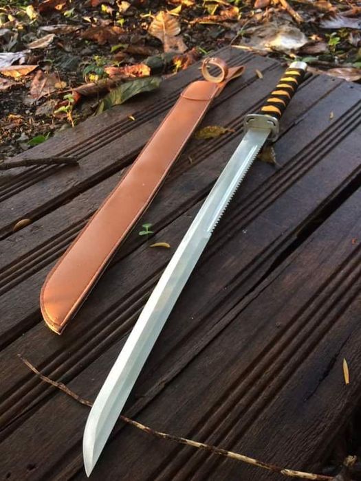 Sabie de vanatoare in teaca de piele cadou, transport rapid , Ninja