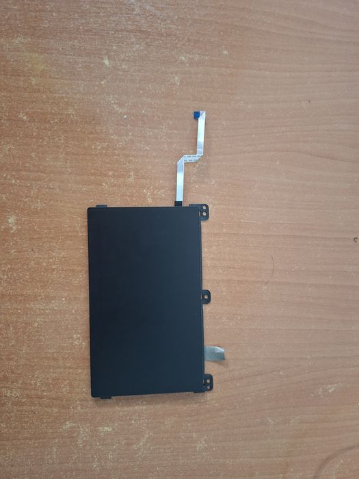 Vand ram 8 gb 3200 mhz si ssd 512 gb