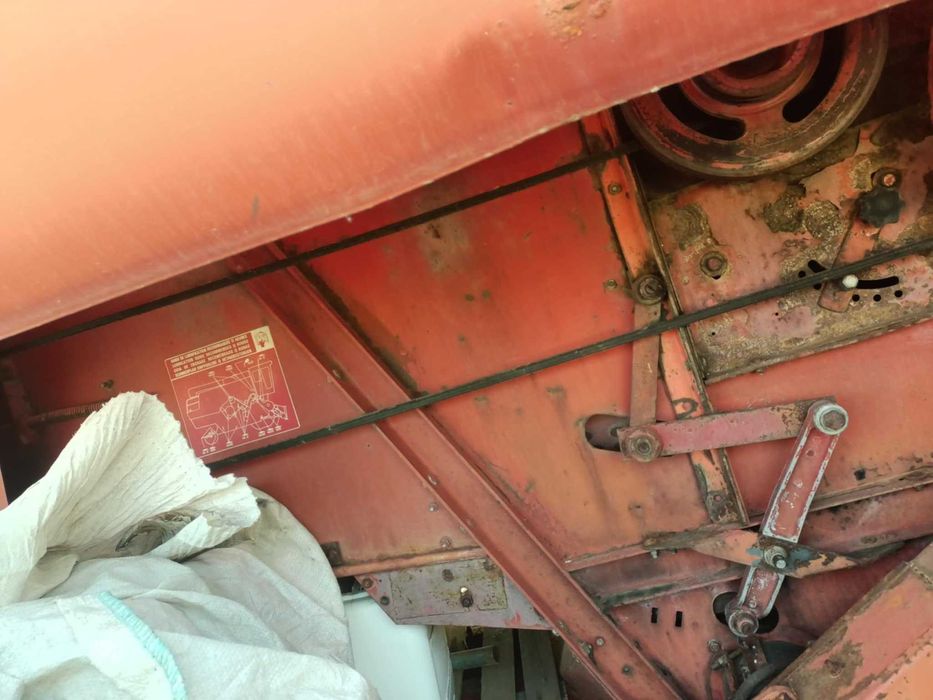 Dezmembrez combină agricolă Case International 1440 - O767 .I62-I69