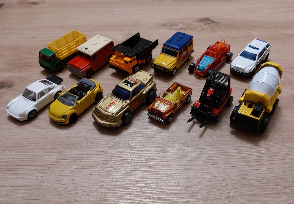 Колички matchbox, siku