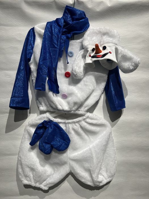 Продам новогодние б/у костюмы