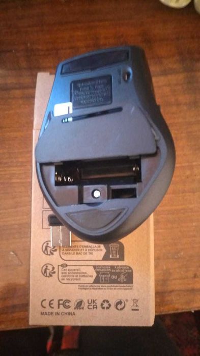 Мышь игровая , Вайвай, USB. батарейки ААА