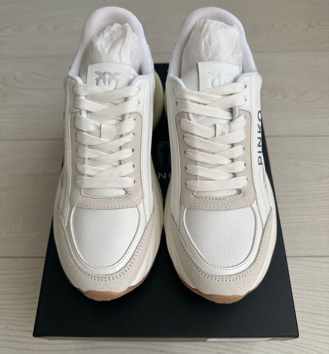 Маратонки  Pinko 36 номер